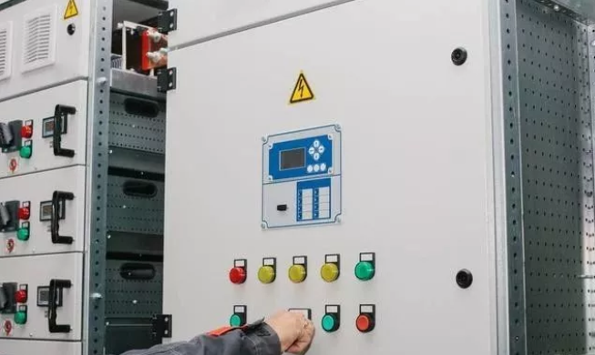 低壓配電柜有什么作用？主要組成部分有哪些？很多人還是不太了解